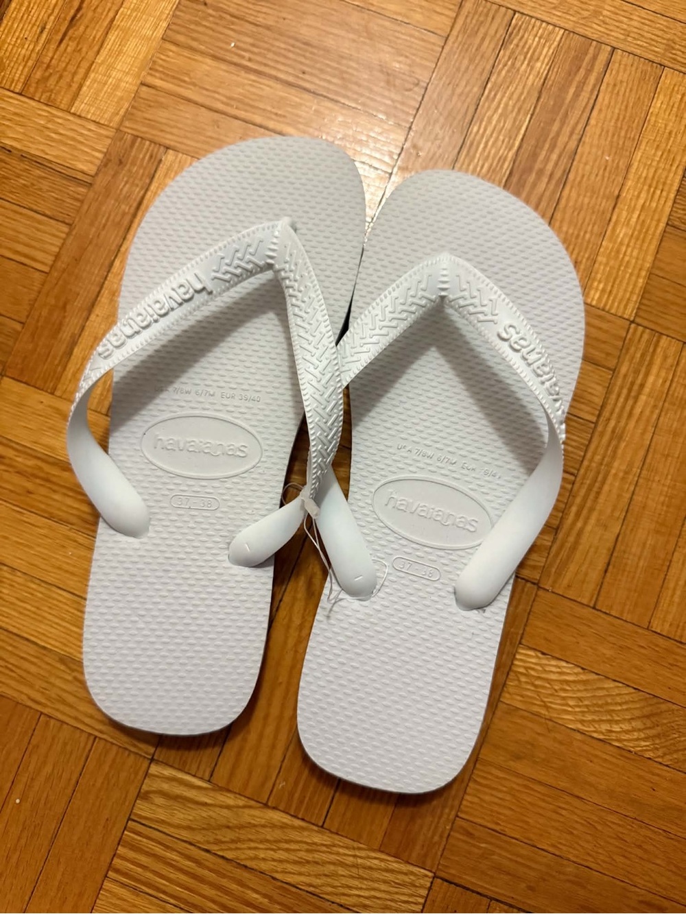 Havaianas White Flip Flops